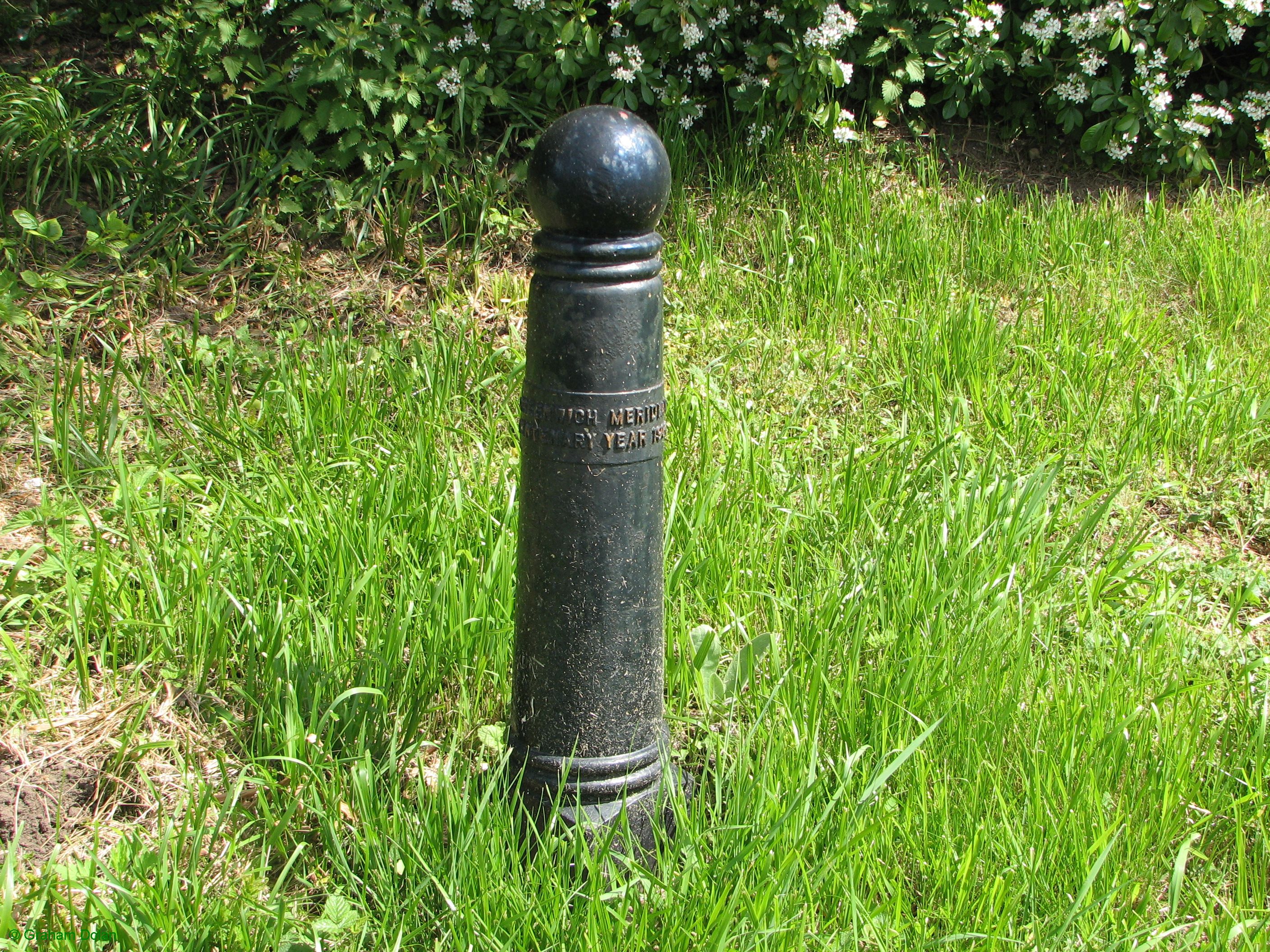 Greenwich Meridian Marker; England; Hertfordshire; Ware (Easnye Estate)